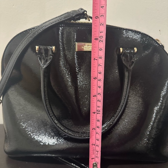 Black patent leather Kate Spade cross body satchel purse - Picture 7 of 8